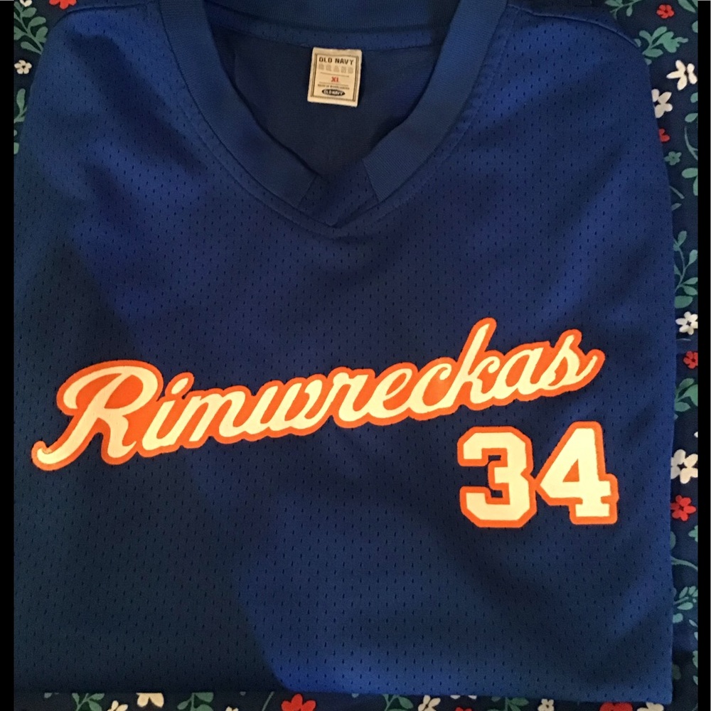 Men’s size extra large Old Navy sleeveless jersey